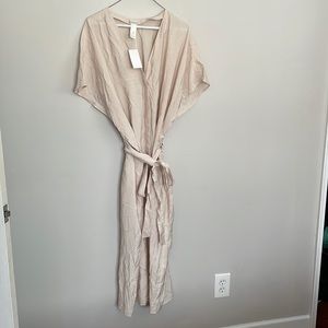 NWT Tie belt kaftan